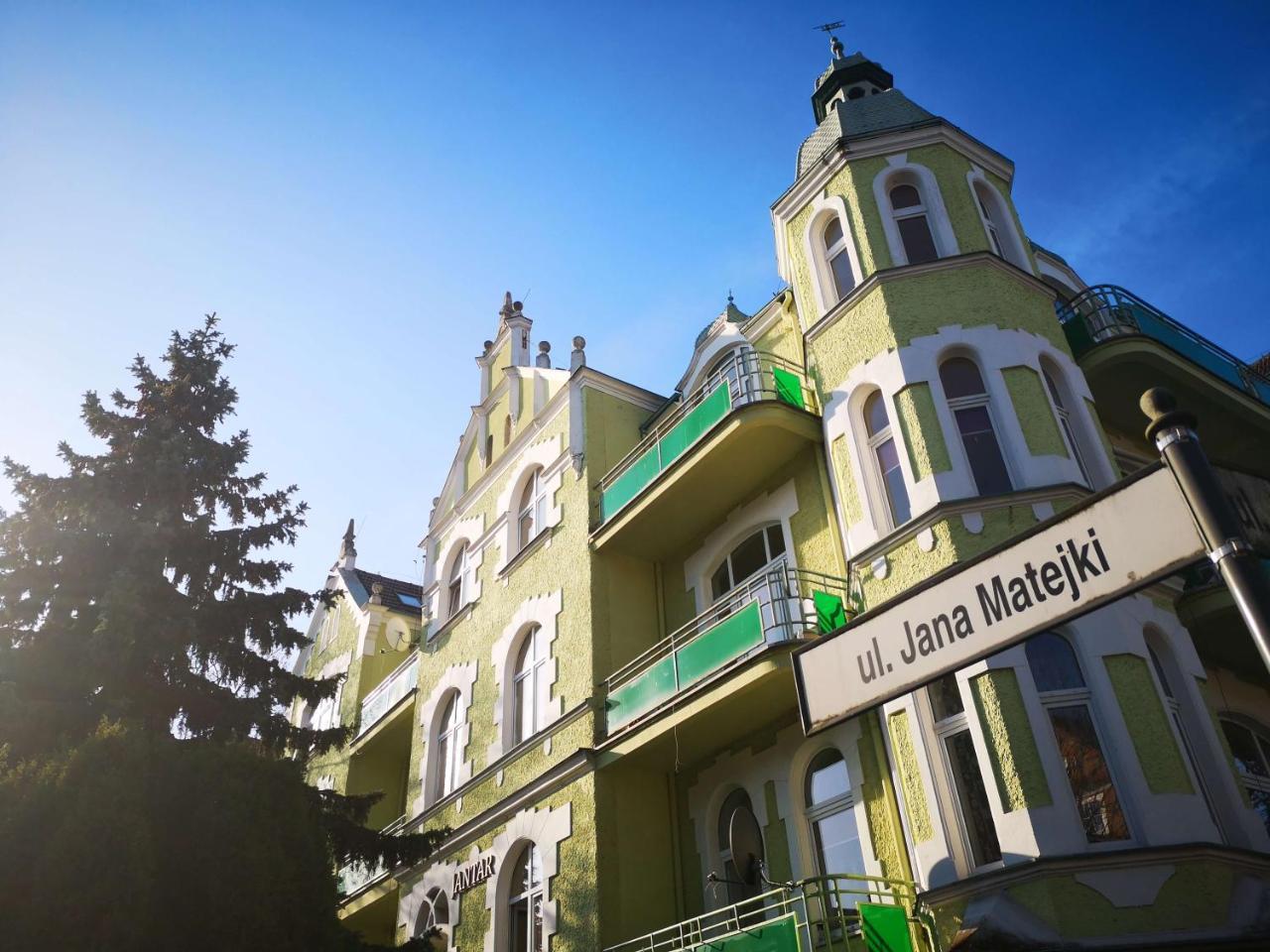 Hotel Dom Zdrojowy Amber Svinoústí Exteriér fotografie